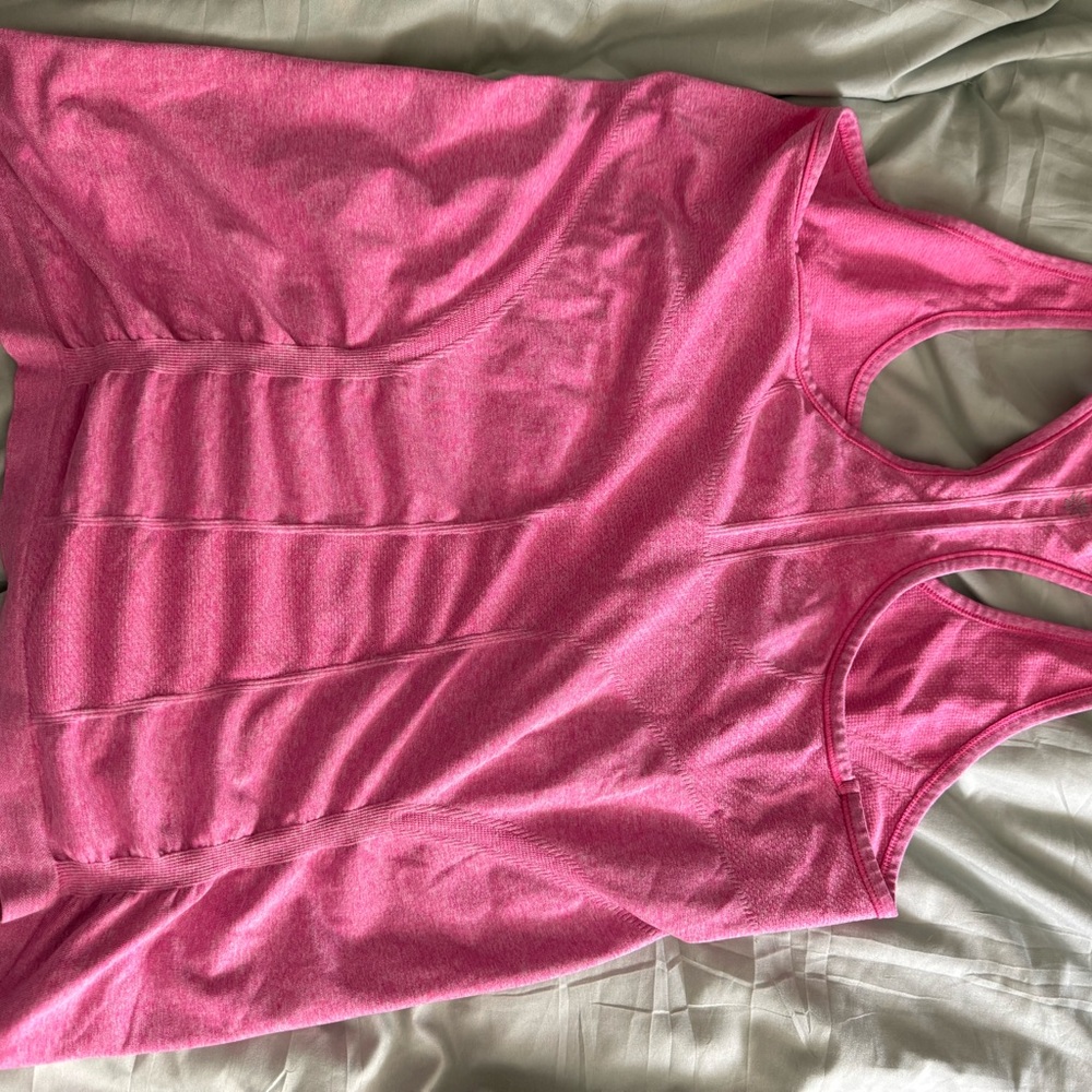 Women's Athleta pink tank top - Picture 2 of 3